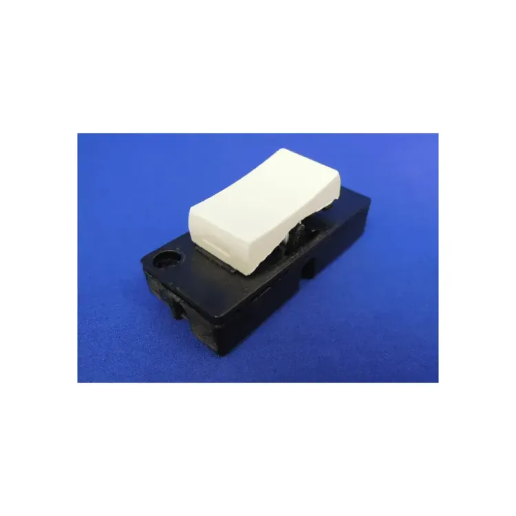 Iona Interchangeable 10A Intermediate Switch Module
