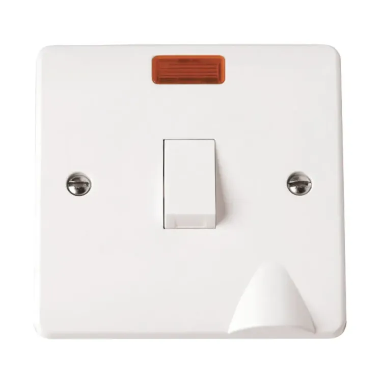 CMA023 - Click Mode 20A DP Isolator Switch, Outlet