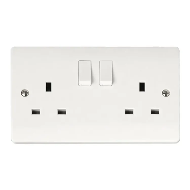 CCA606 - Click Curva 13A Switched Socket 2 Gang